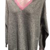 V neck border Jumper